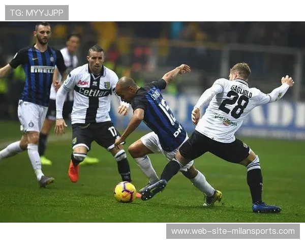 劳塔罗急停变速完成突破瞬间